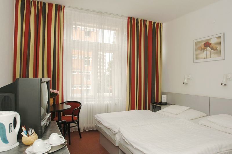 Hotel Griff Budapeste Quarto foto