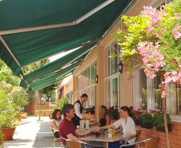 Hotel Griff Budapeste Exterior foto
